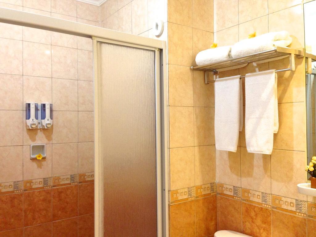 ג'קרטה Ravarine Suite Apartment מראה חיצוני תמונה