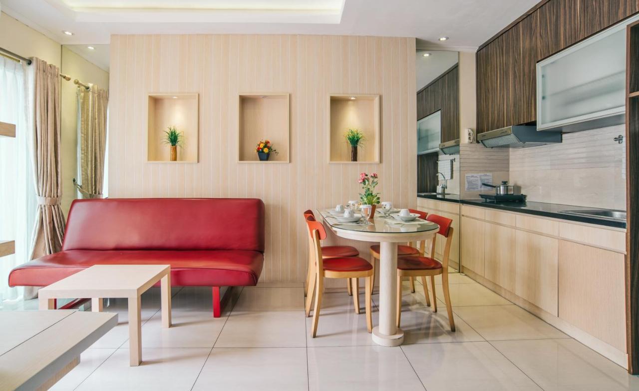 ג'קרטה Ravarine Suite Apartment מראה חיצוני תמונה