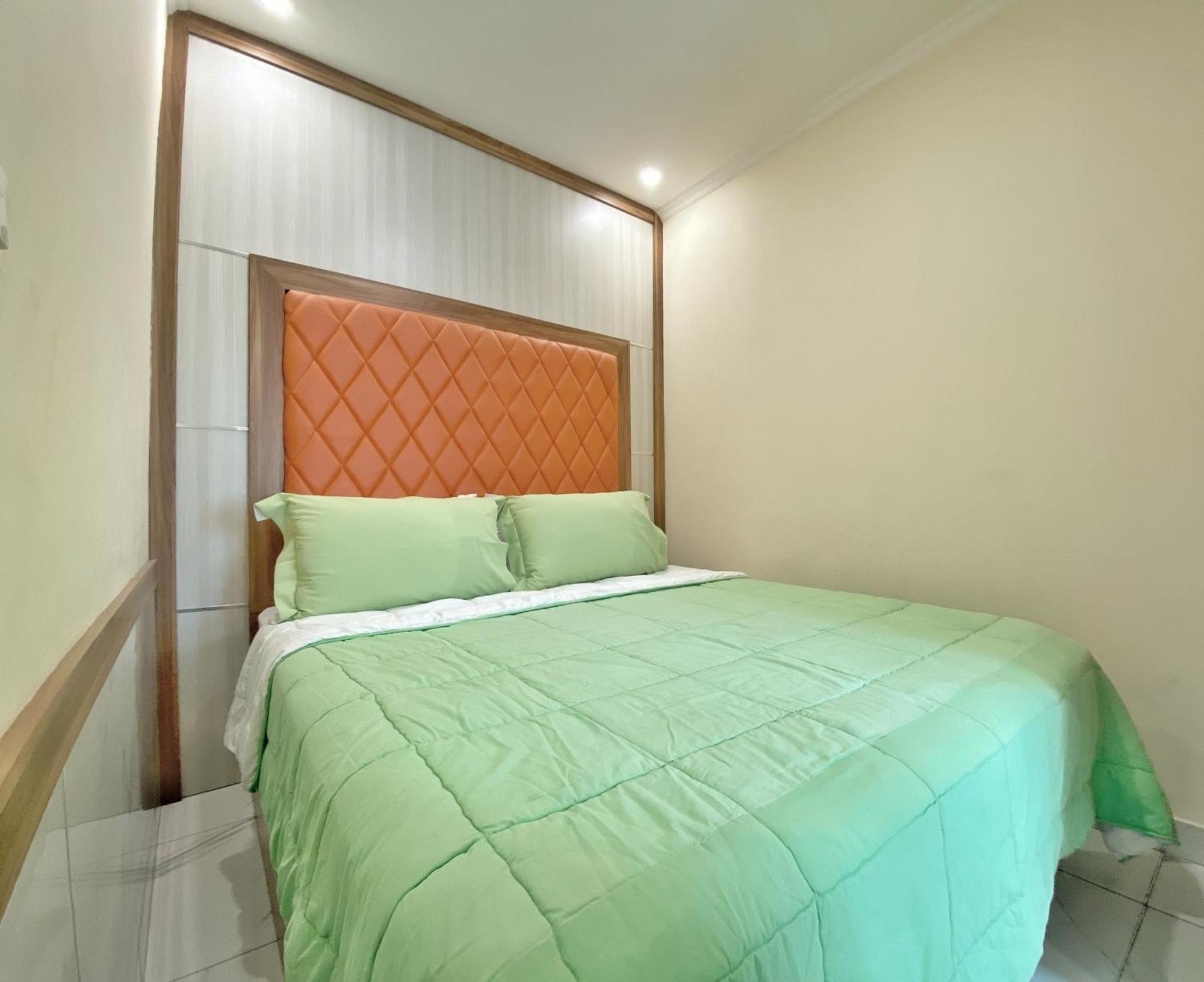 ג'קרטה Ravarine Suite Apartment מראה חיצוני תמונה