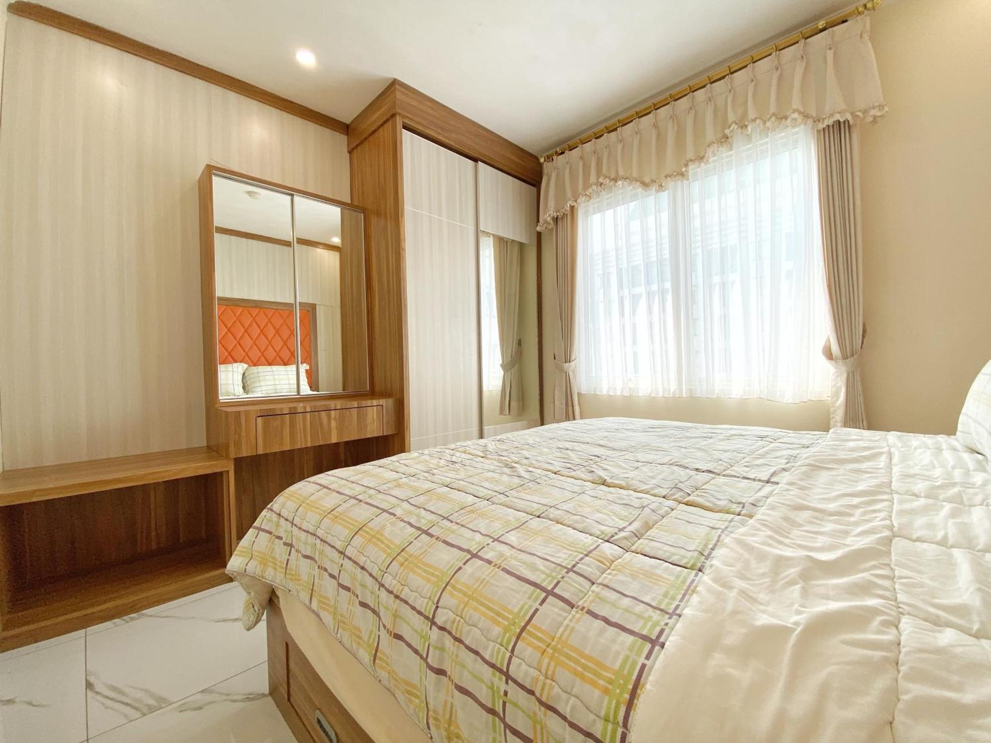 ג'קרטה Ravarine Suite Apartment מראה חיצוני תמונה